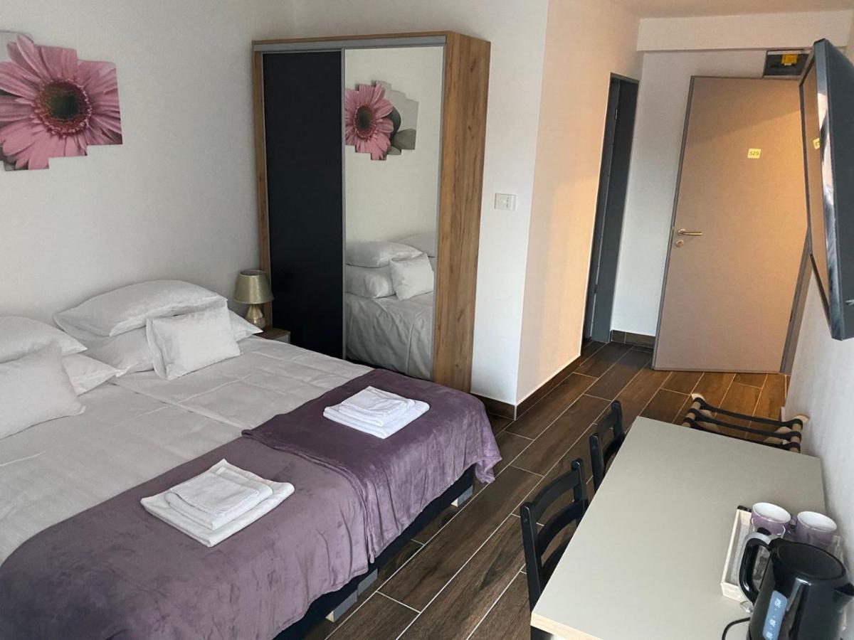 ميسكولك M70 Apartmanhaz المظهر الخارجي الصورة